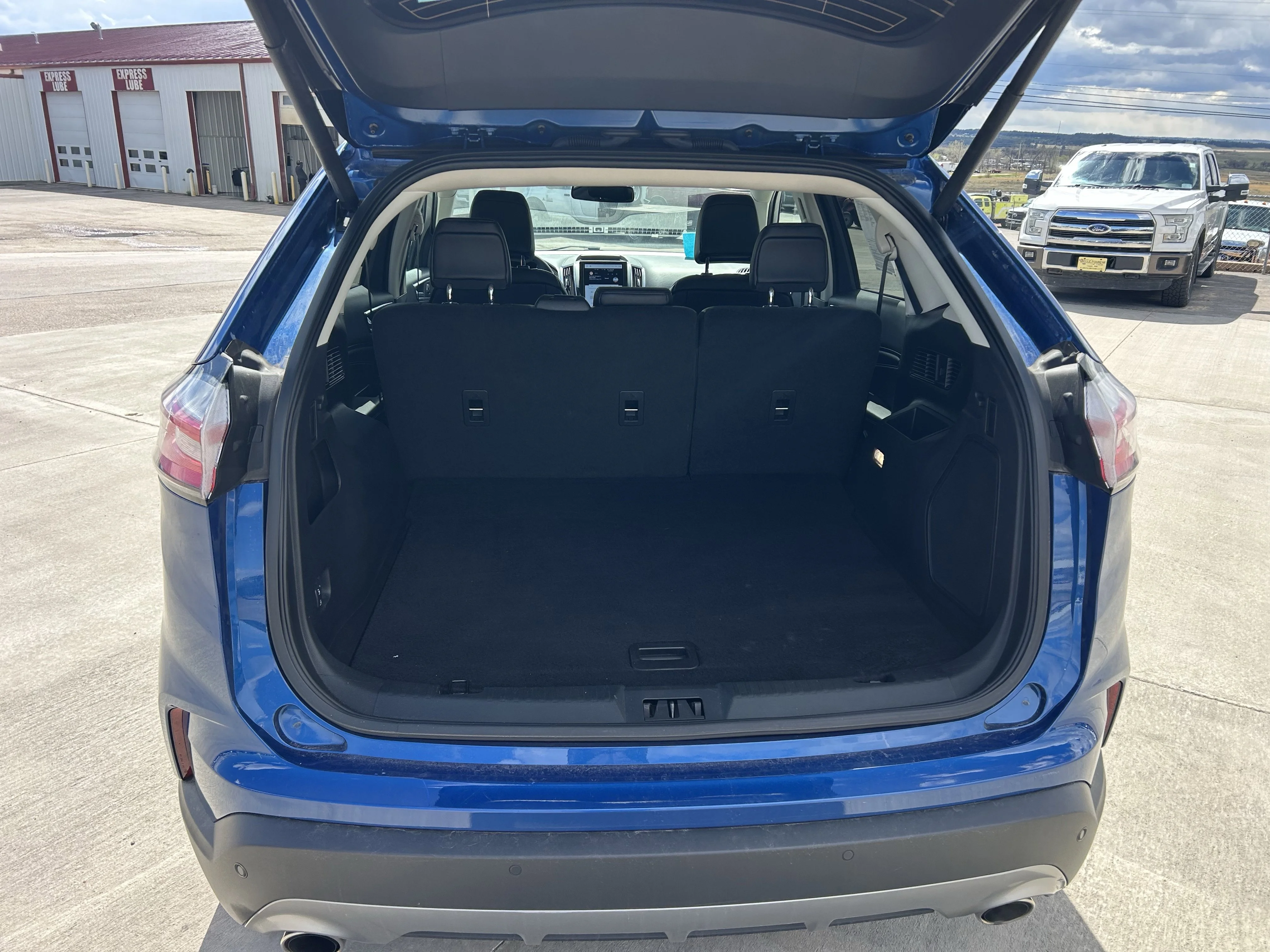 Used 2024 Blue Ford Titanium image 5