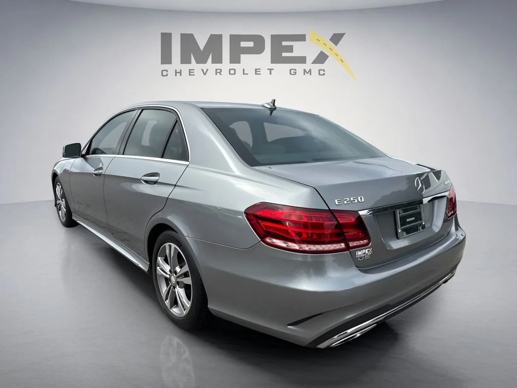 Used 2014  Mercedes-Benz E 250 image 3