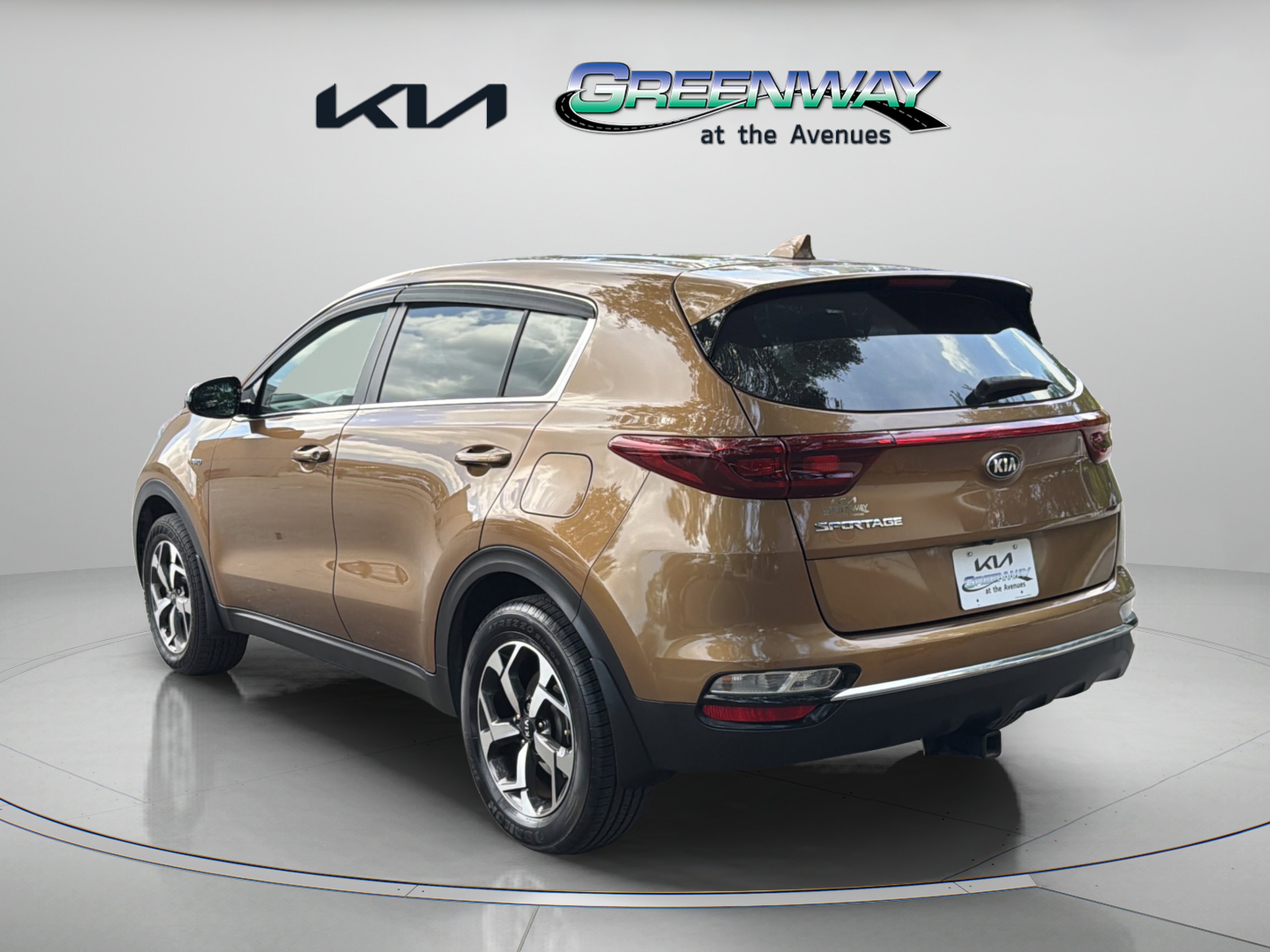 Used 2021 Burnished Copper Kia LX image 5