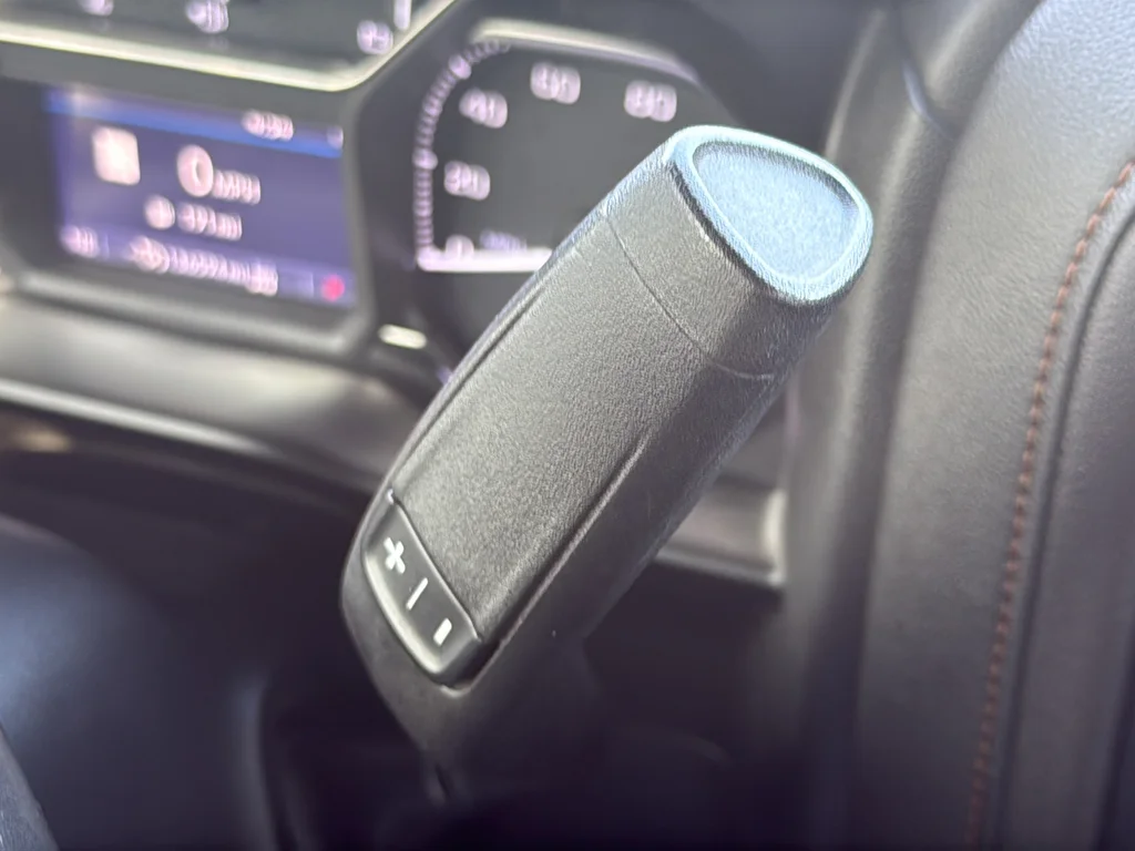 Used 2021 Black GMC AT4 image 19