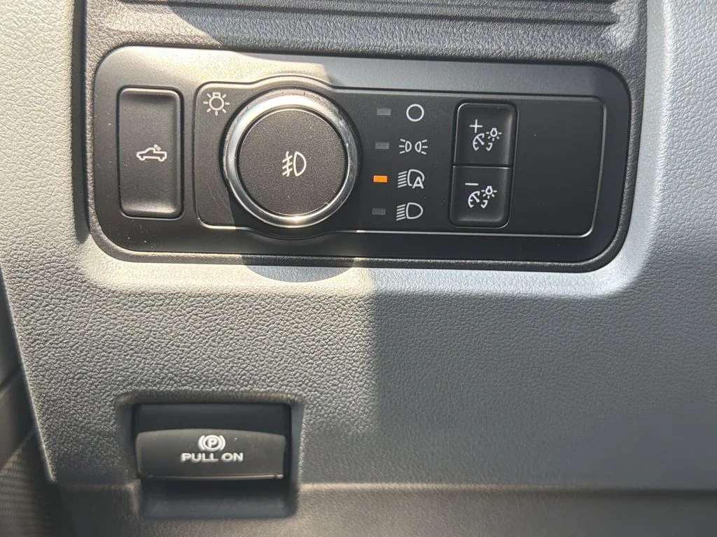 New 2026 Gray Ford XL image 30