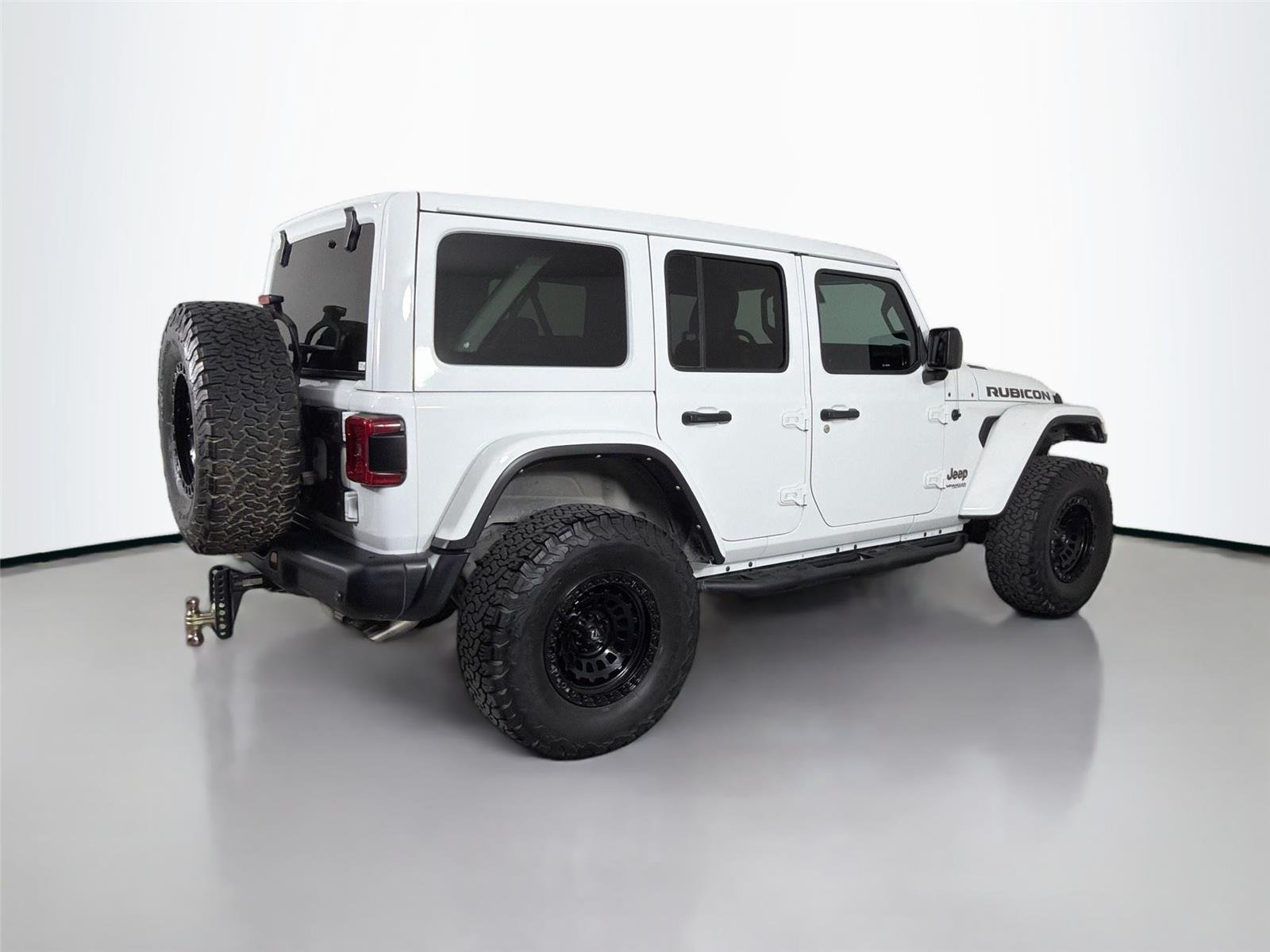 Used 2022 Bright White Jeep Unlimited Rubicon 392 image 5