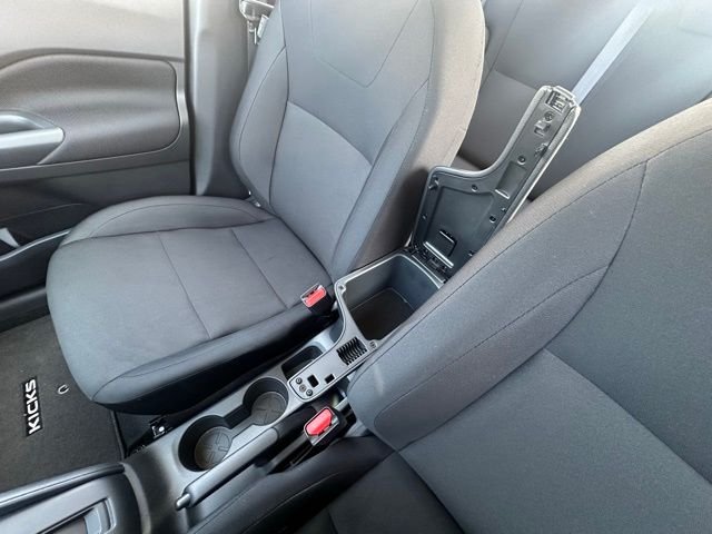 2025 Nissan KICKS PLAY Base - Photo 18