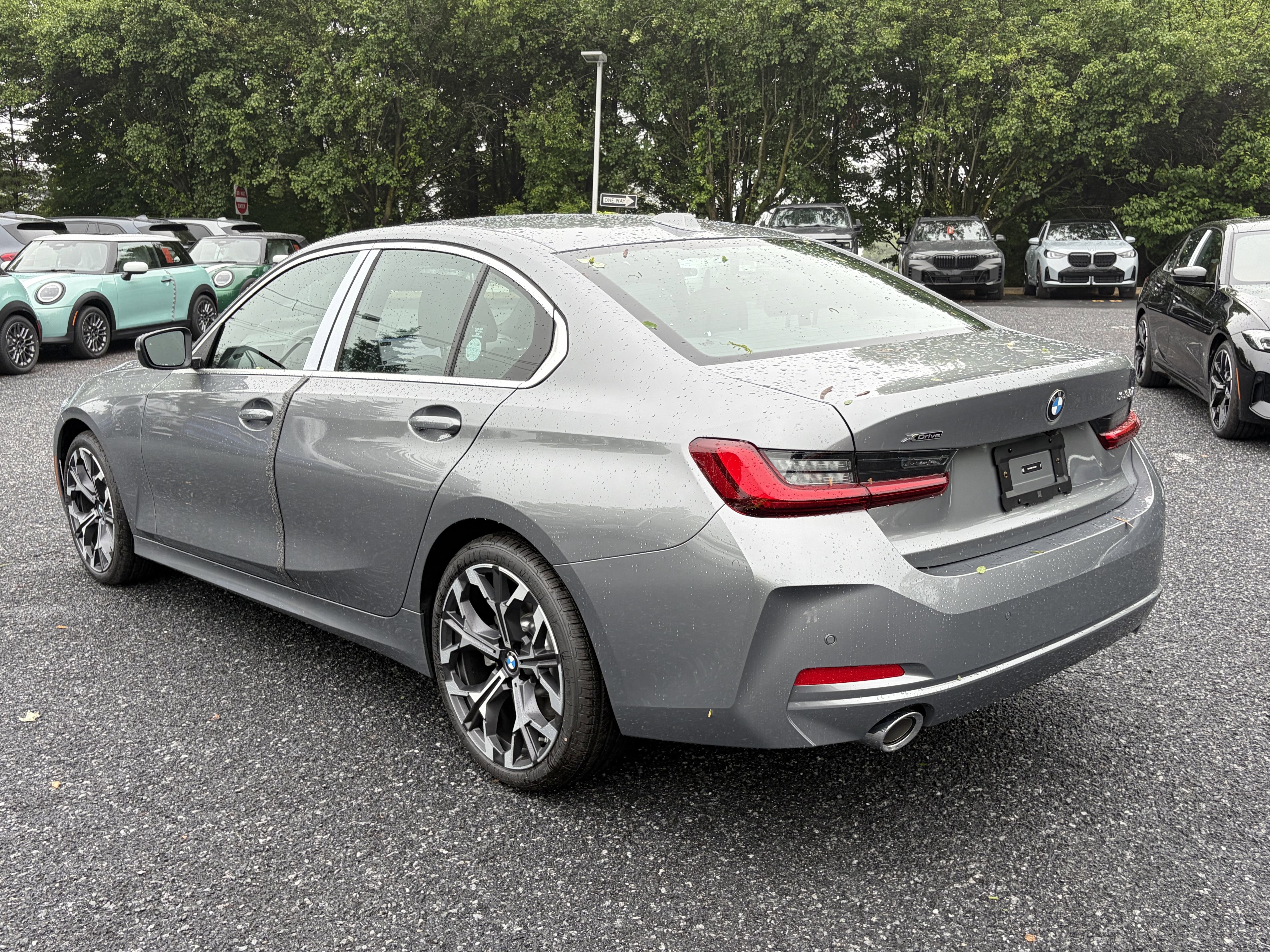Used 2026 SKYSCRAPER GREY M BMW 330i xDrive image 5