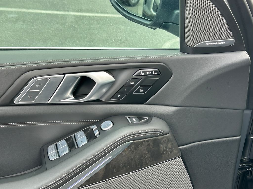 2026 BMW X7 40i - Photo 12