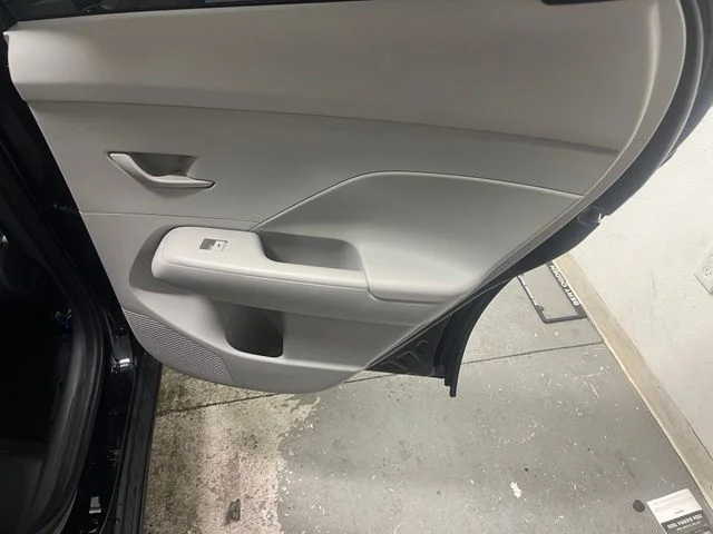 Used 2025 Black Hyundai SEL image 21