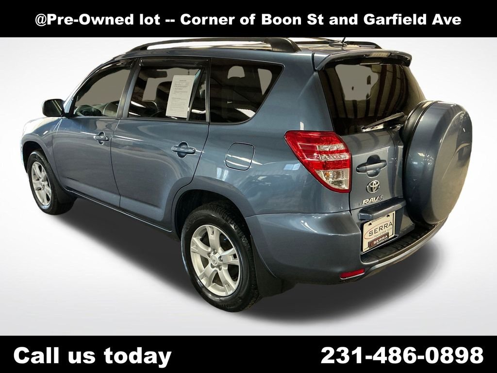 Used 2012 Blue Toyota Base image 3