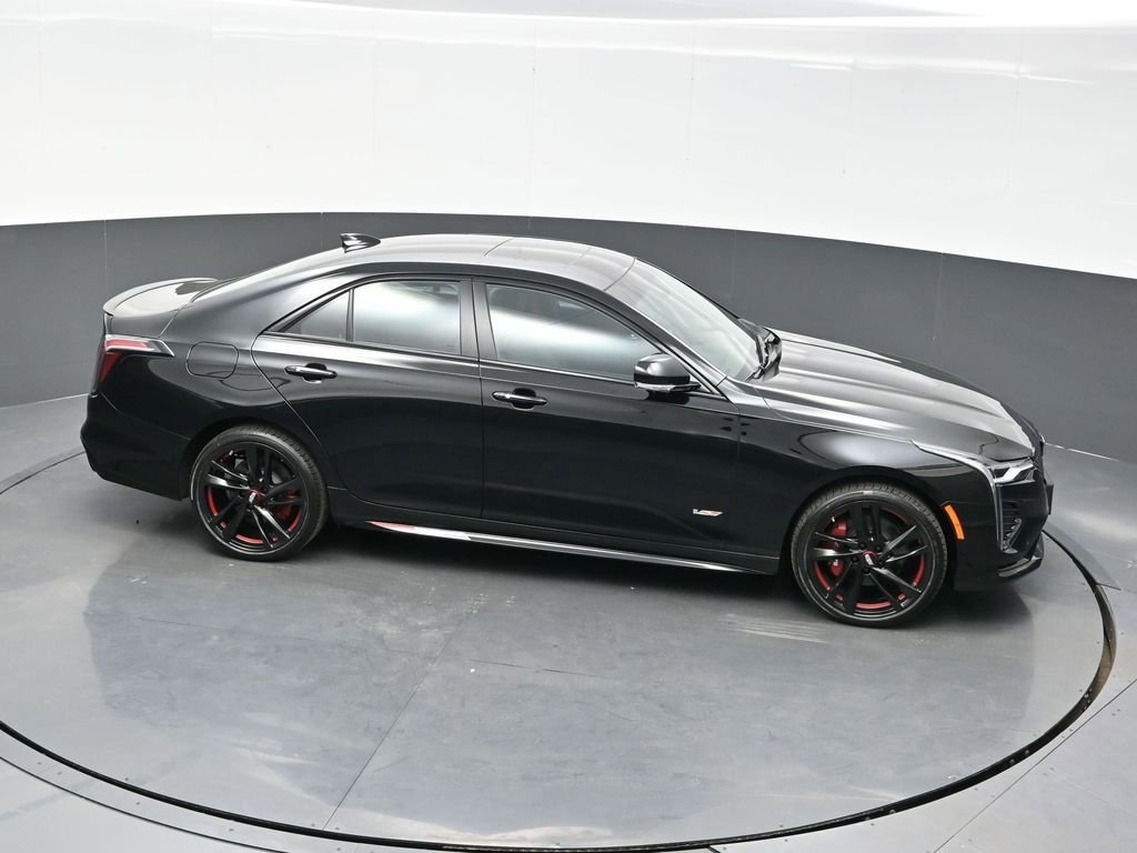 2025 Cadillac CT4 V-Series - Photo 23