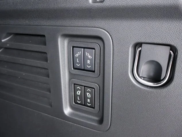 2026 Chevrolet Traverse High Country - Photo 25