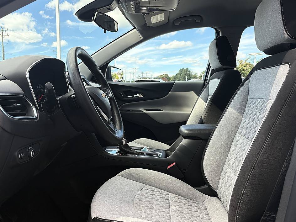 Used 2024 Summit White Chevrolet LS image 9