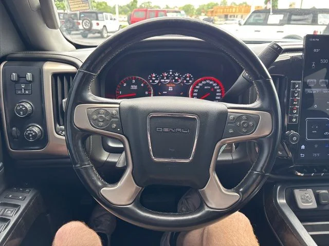Used 2016 Onyx Black GMC Denali image 20