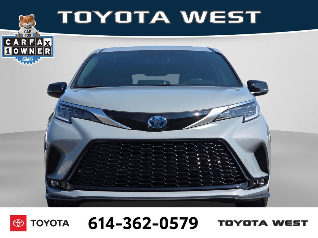 Used 2024  Toyota XSE image 2