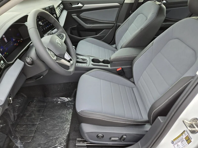 New 2026 White Volkswagen 1.5T SE image 6