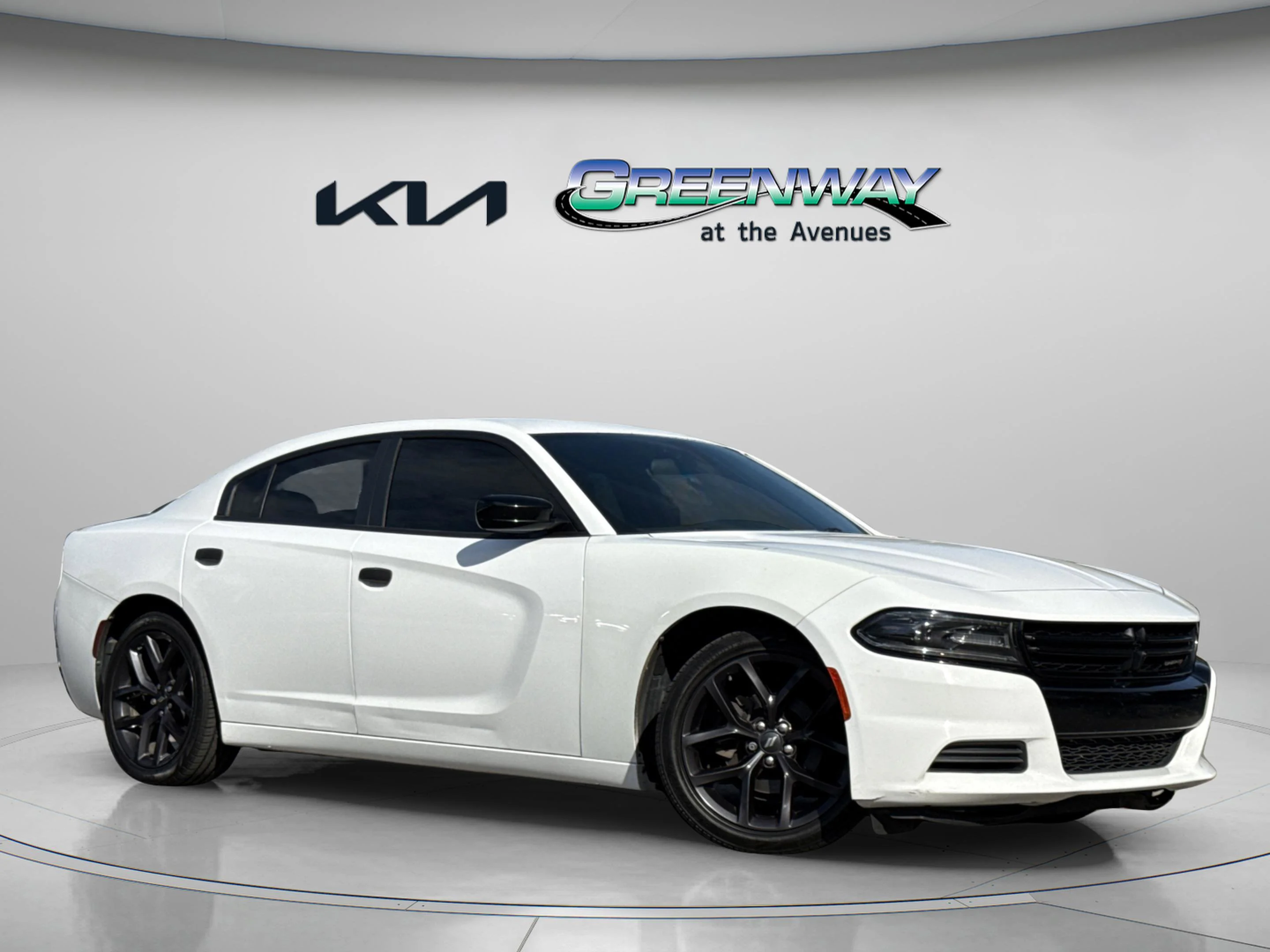 2020 Dodge Charger SXT's photo