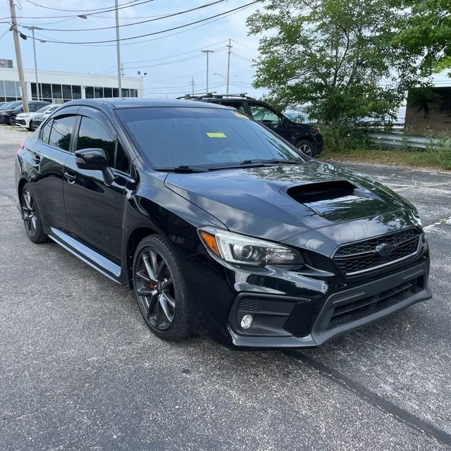 Used 2019 Crystal Black Silica Subaru Limited image 2