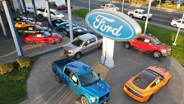 New 2026 Azure Gray Metallic Tri-Coat Ford XLT image 69