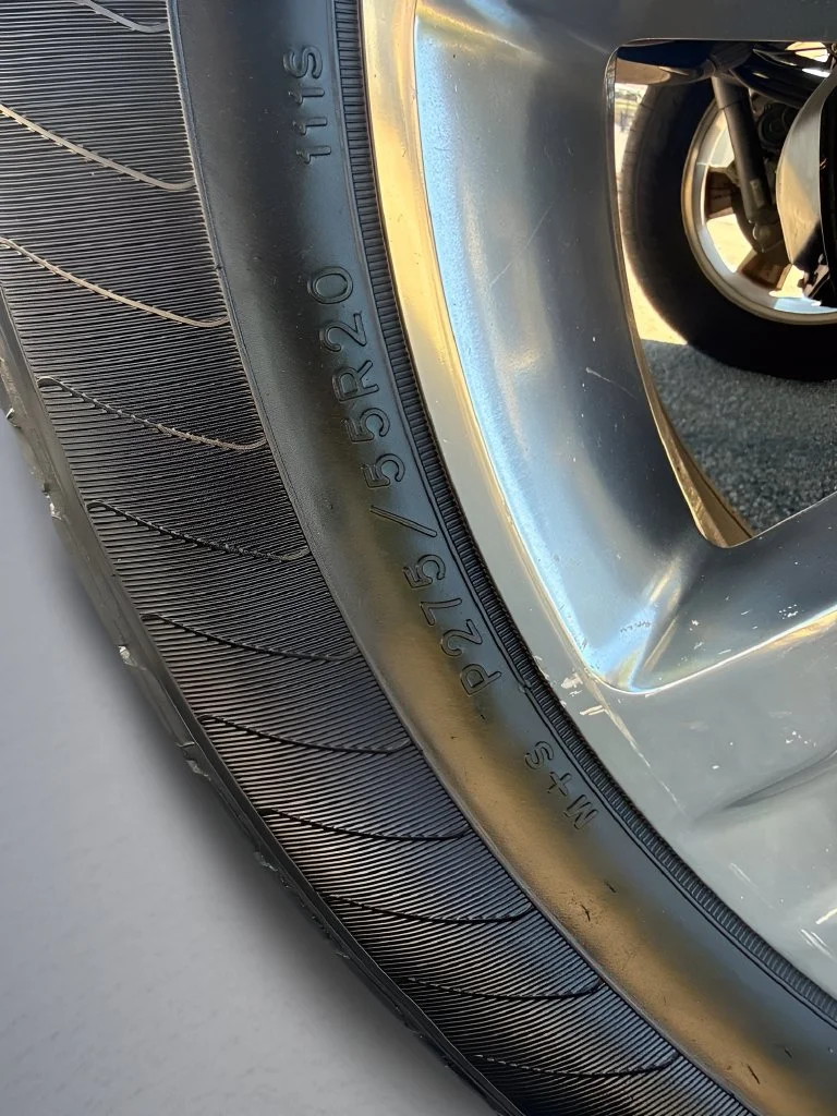 Used 2019  Ford XL image 40