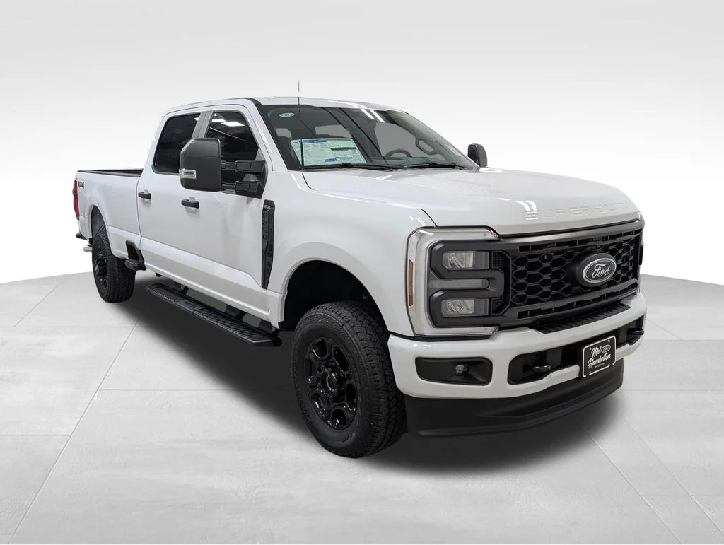 New 2026 Oxford White Ford F-250® XL image 17
