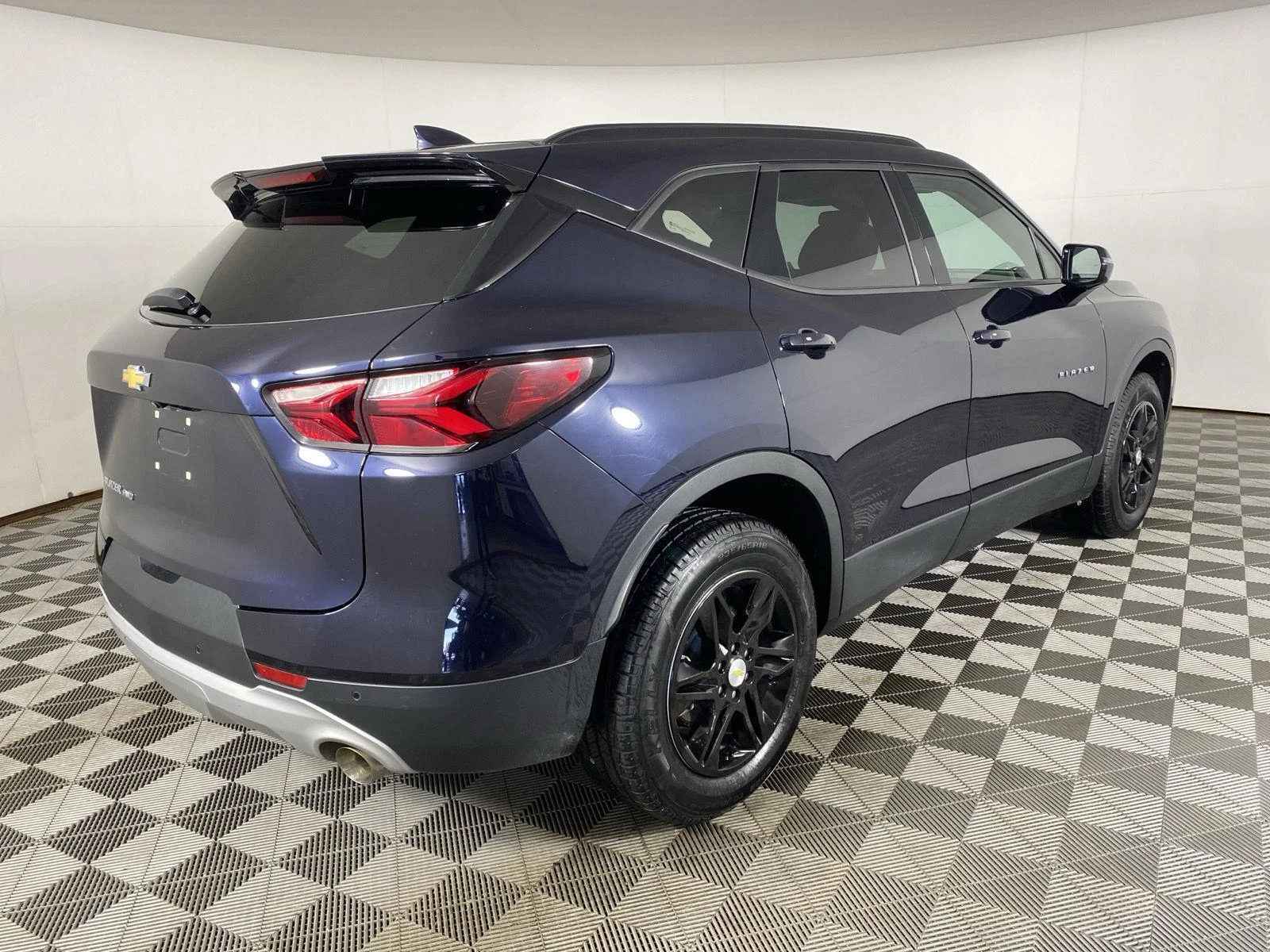 Used 2021 Midnight Blue Metallic Chevrolet LT image 16