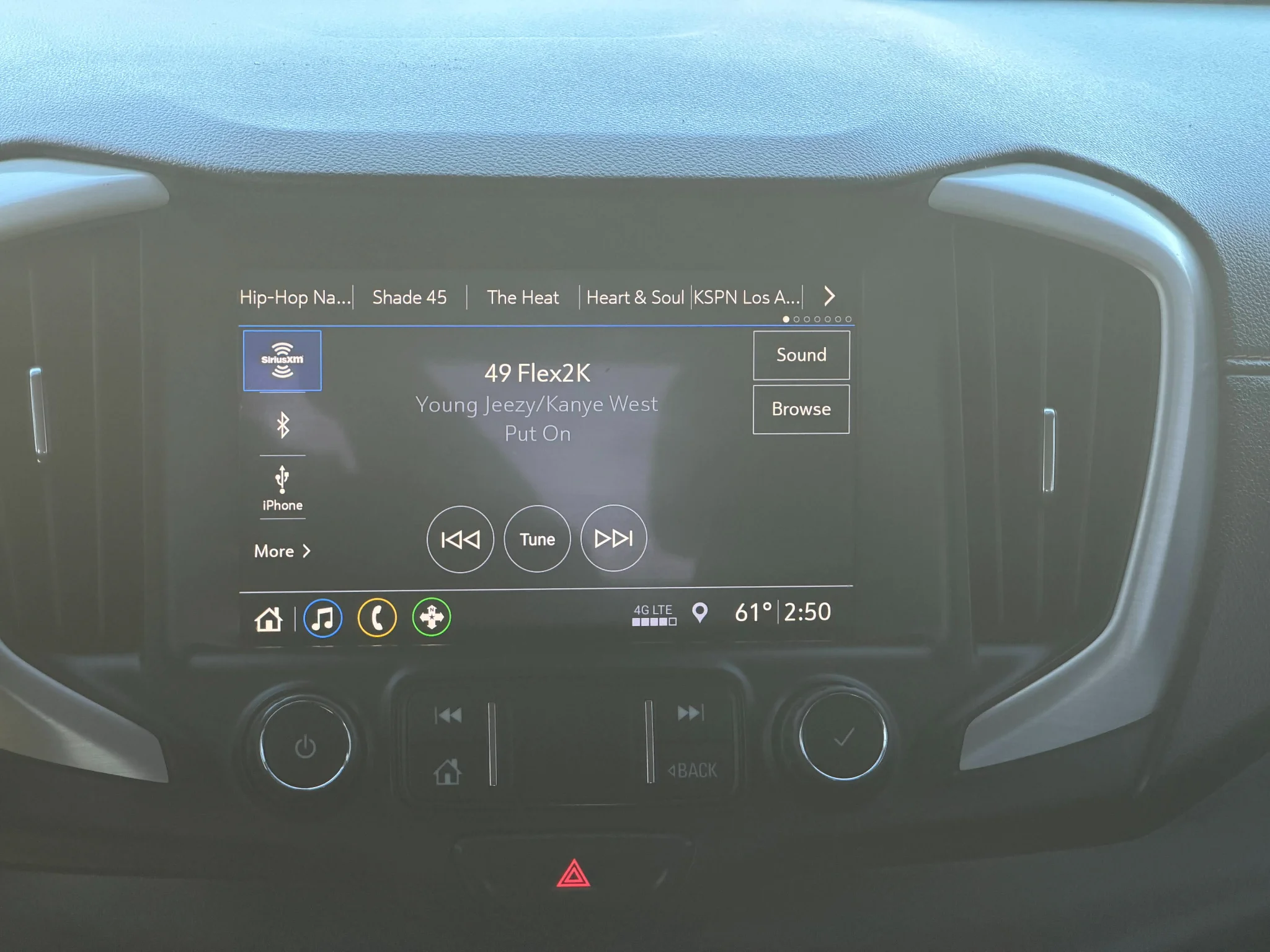 Used 2020 Satin Steel Metallic GMC SLT image 16