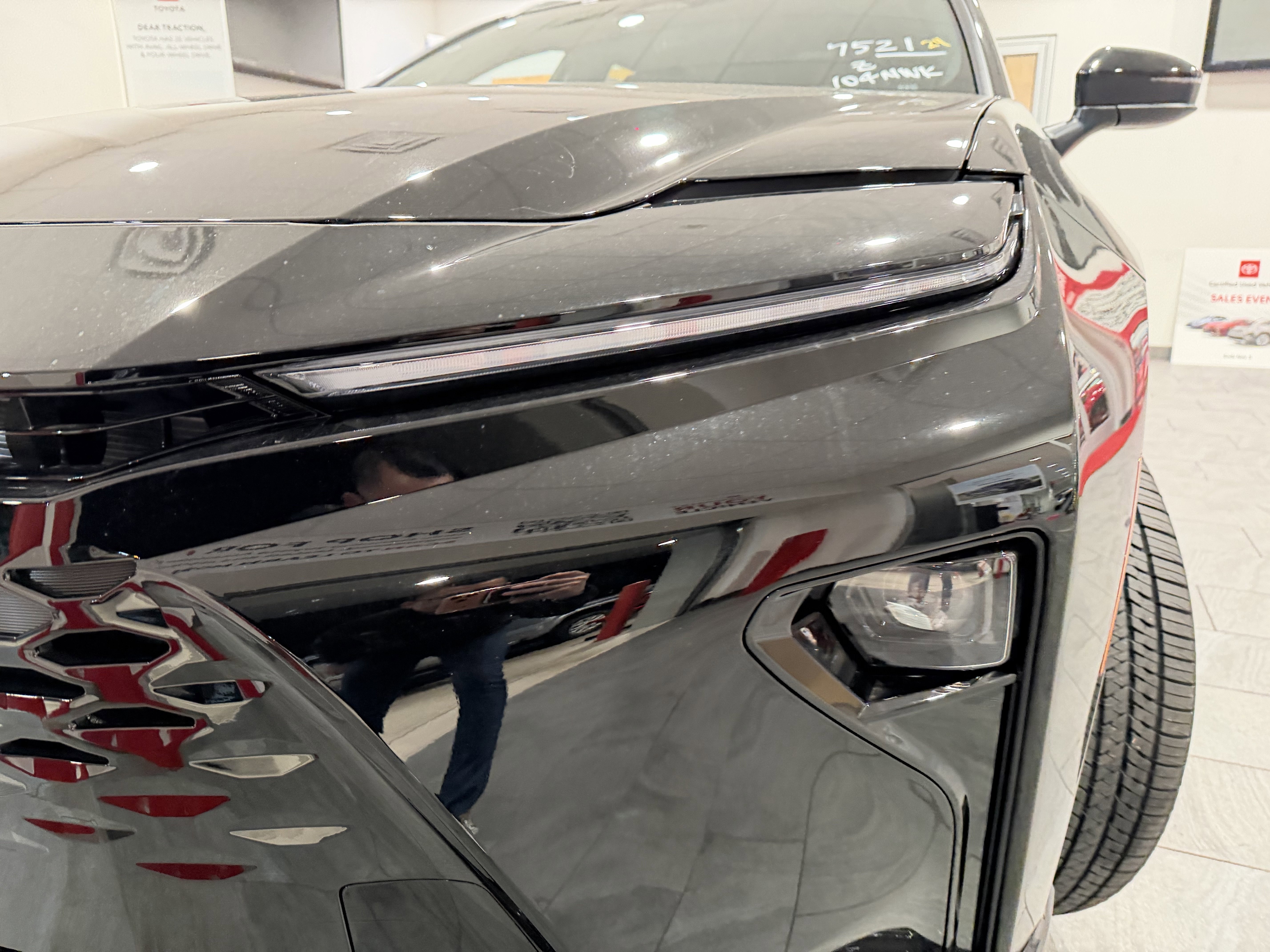 2025 Toyota Crown Signia XLE - Photo 42