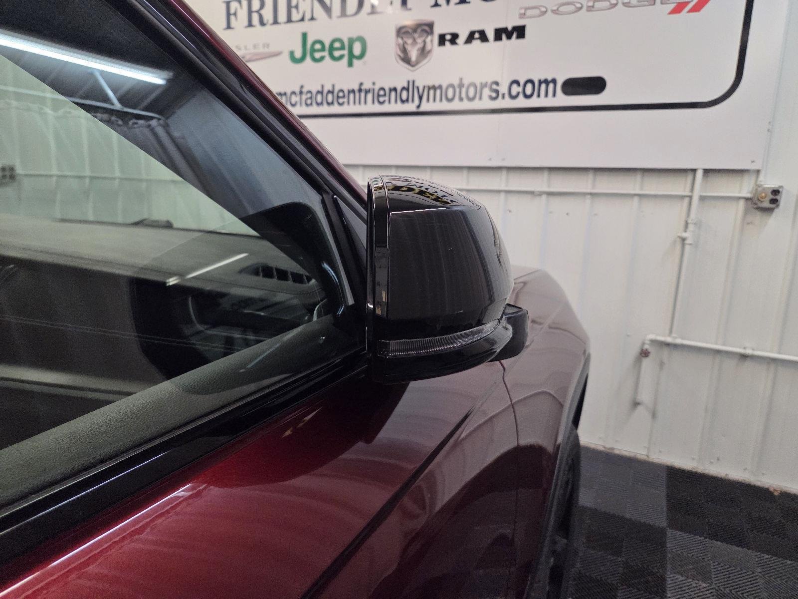 Used 2023 Velvet Red Pearlcoat Jeep Limited image 53
