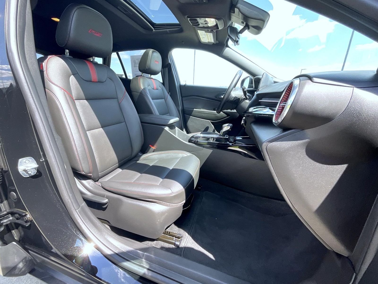 Used 2024 Black Chevrolet 2RS image 16