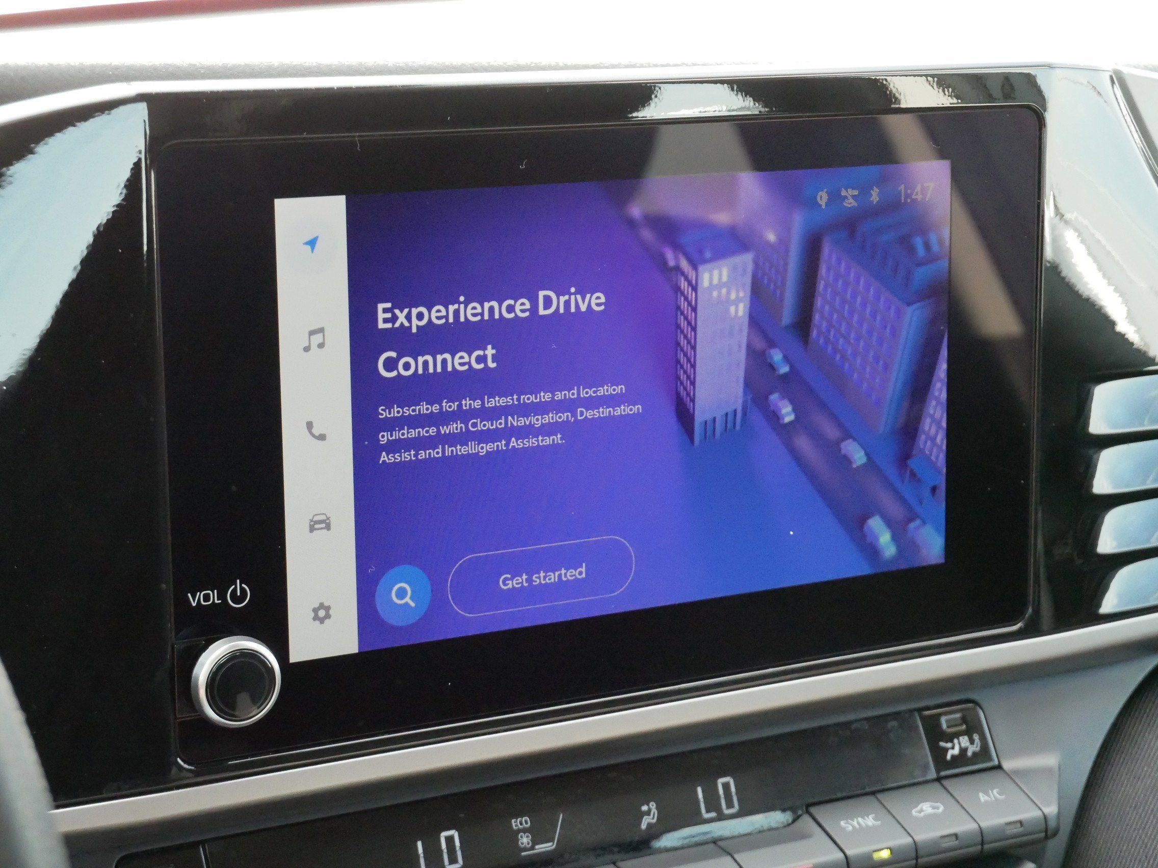 2025 Toyota Camry LE - Photo 22