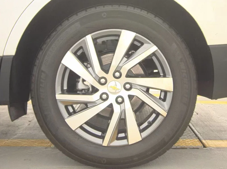 Certified Used 2024 Beige Chevrolet LT image 7