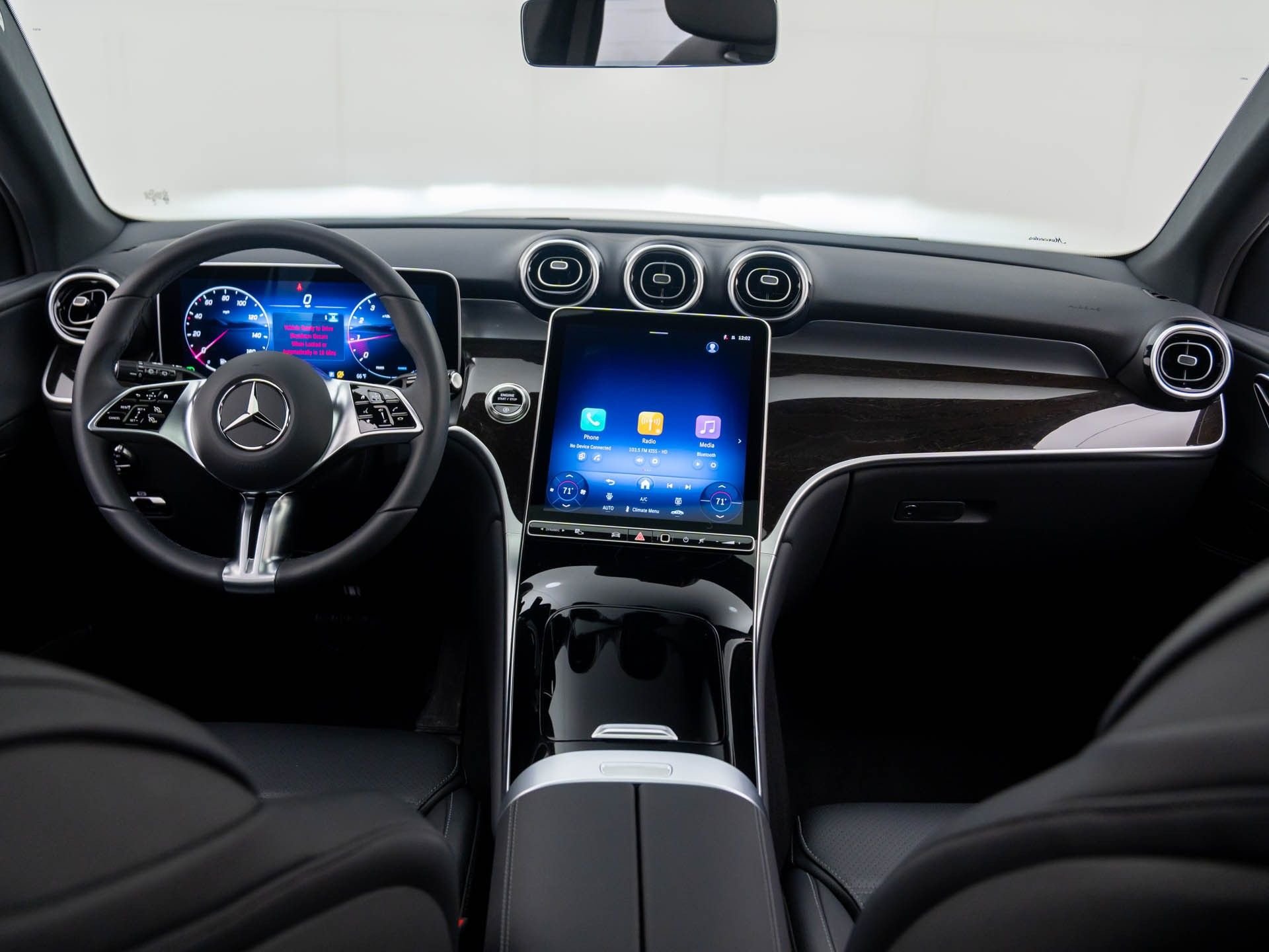 Certified Used 2026 White Mercedes-Benz GLC 300 image 9