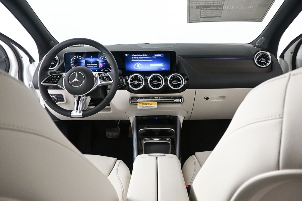New 2026 Polar White Mercedes-Benz GLA 250 image 17