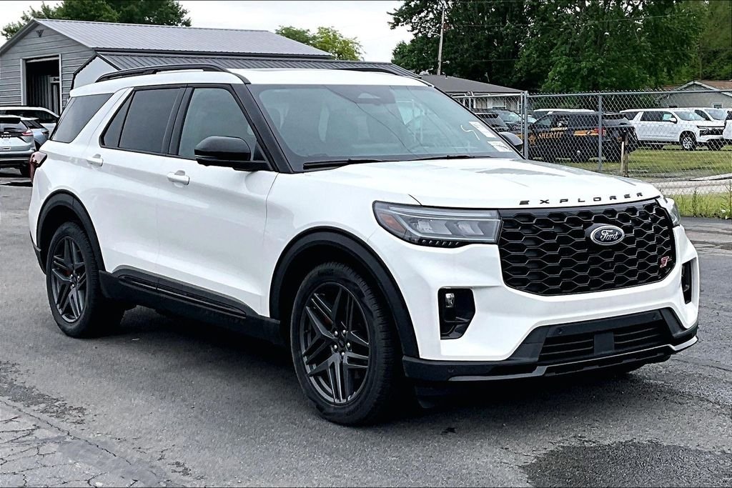 2025 Ford Explorer ST 4WD (PL535)'s photo