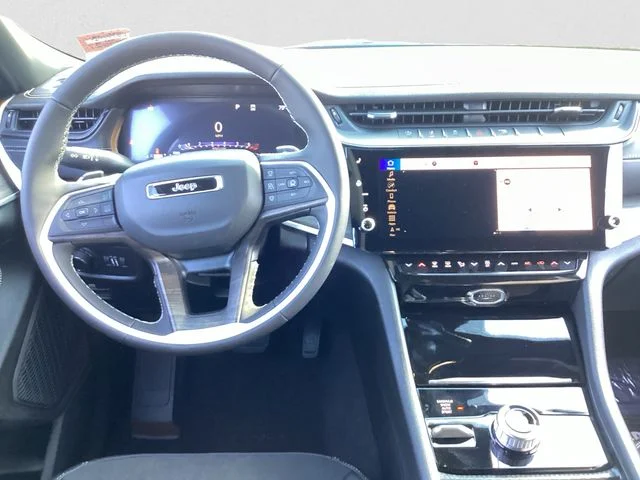 New 2027 Black Jeep Laredo Altitude image 11