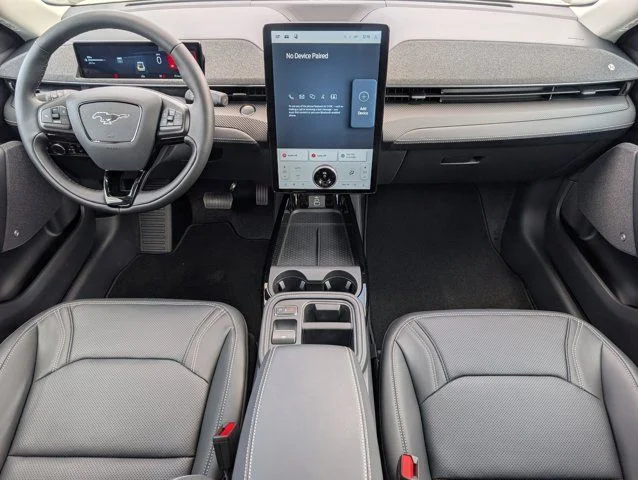New 2026 Star White Metallic Tri-coat Ford Premium image 5