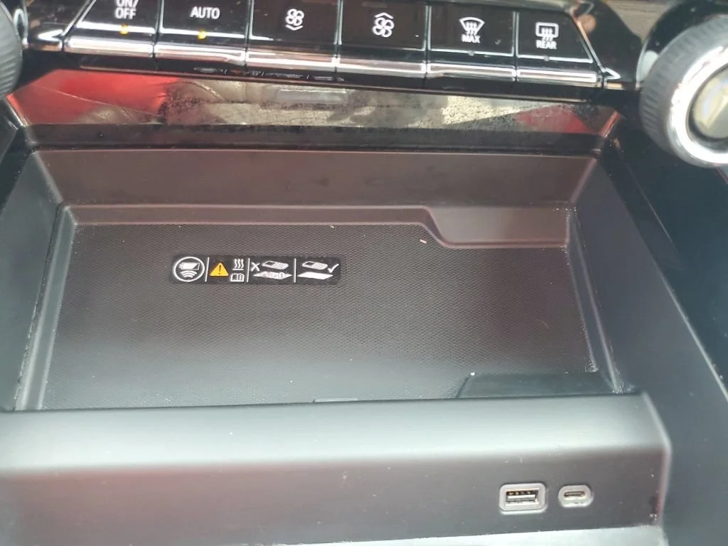 Used 2025 Black Chevrolet LT image 25