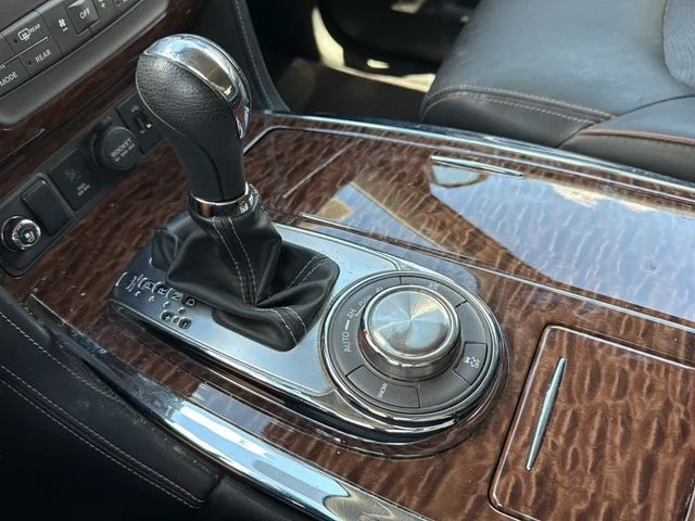 Used 2019 Blue Nissan Platinum image 28