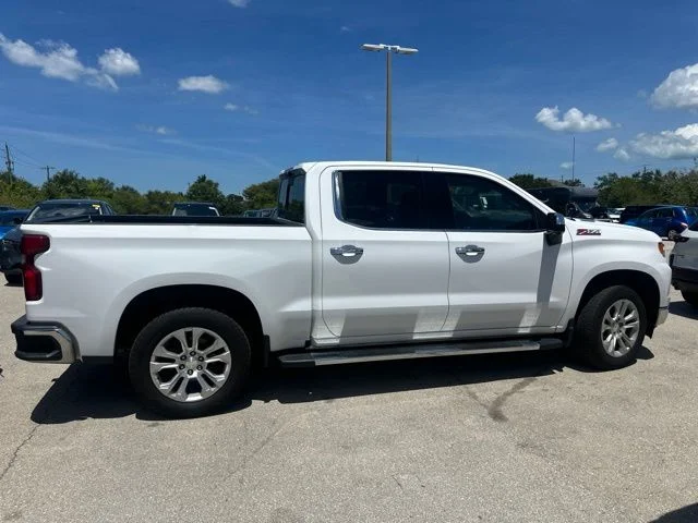 Used 2022 White Chevrolet LTZ image 2