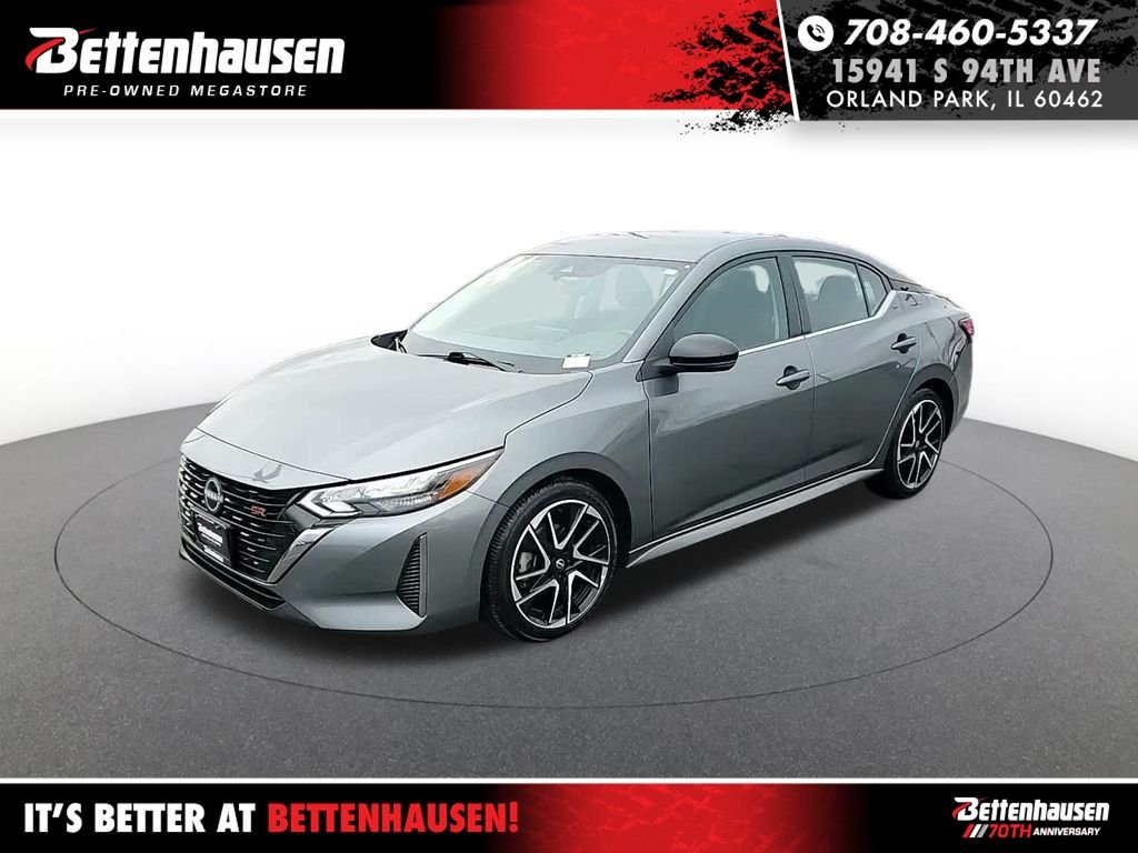 2024 Nissan Sentra SR CVT's photo