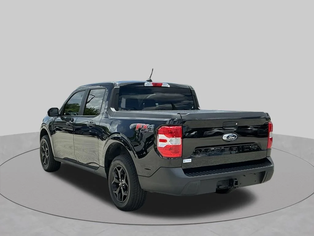 Used 2024 Black Ford XLT image 8