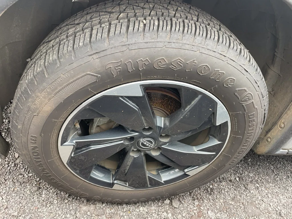 Used 2024 Silver Nissan SV image 4