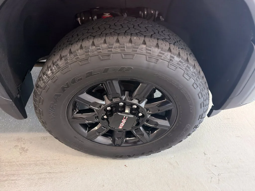 Used 2024 Silver GMC AT4 image 6
