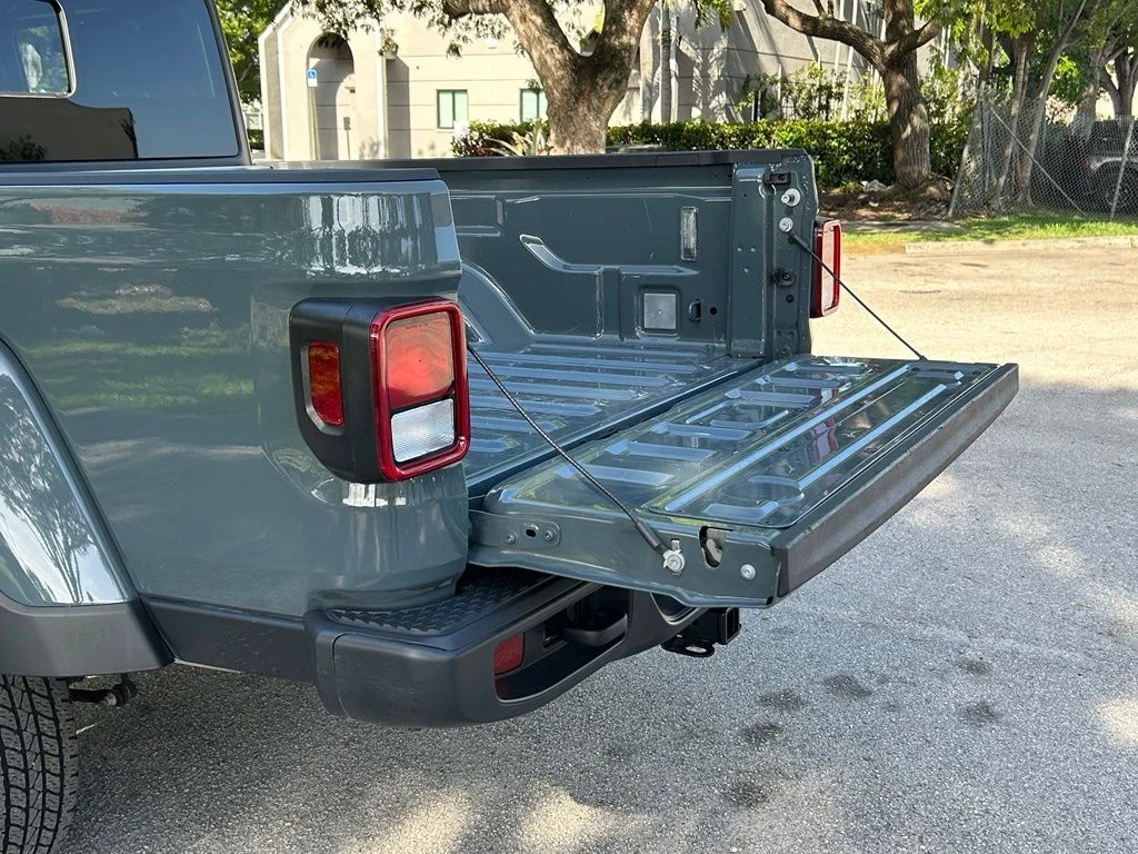 Certified Used 2025 Gray Jeep Sport S image 37