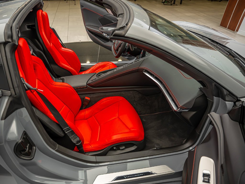 Used 2025 Gray Chevrolet Stingray image 22