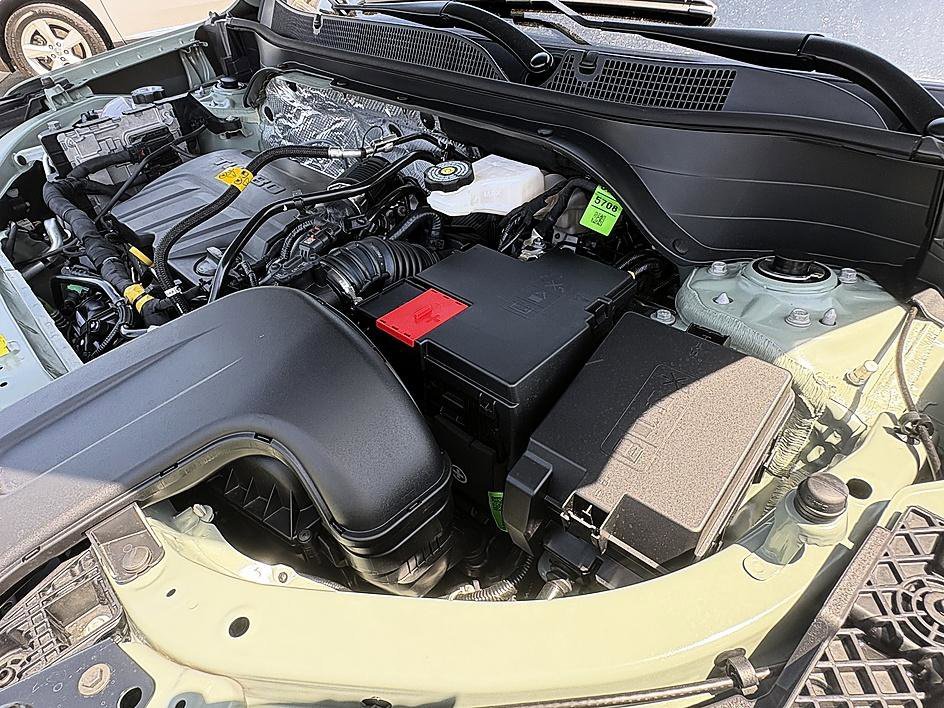Used 2026 Cacti Green Chevrolet ACTIV image 26