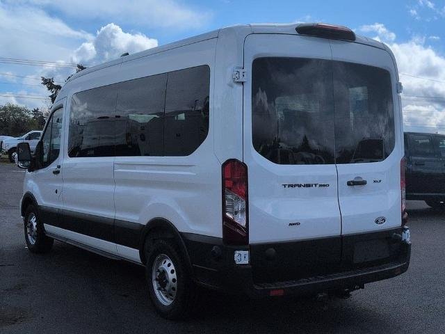 New 2026 Oxford White Ford Passenger Van XLT image 3