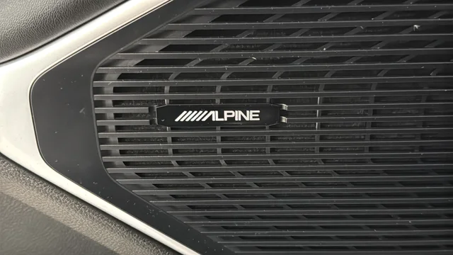 Used 2024 Bright White Clearcoat Jeep Base image 44