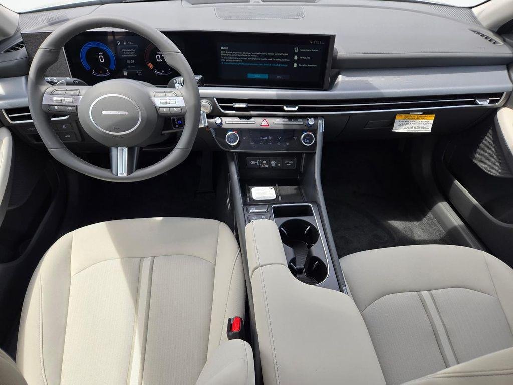 New 2026 Silver Hyundai SEL Sport image 17