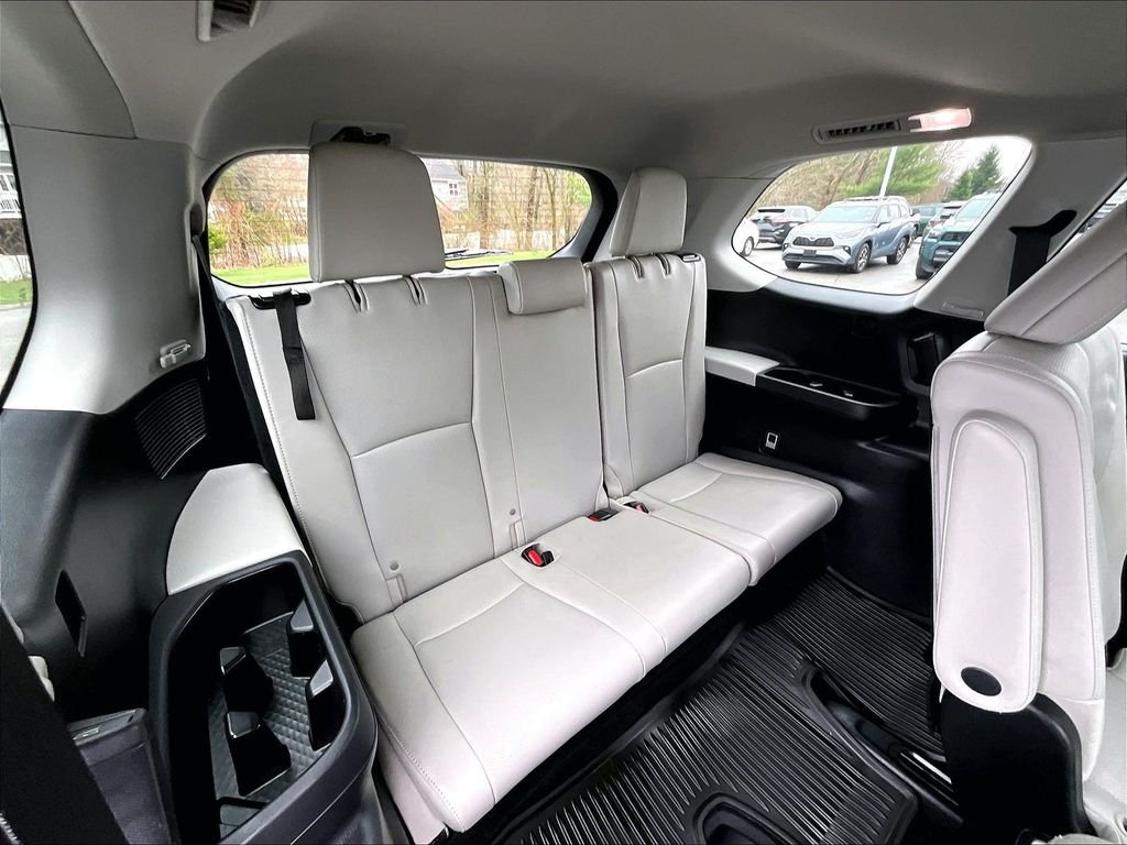 Used 2024 Red Toyota Limited image 17