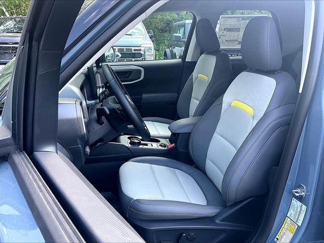 New 2026 Azure Gray Metallic Tri-Coat Ford Badlands image 25