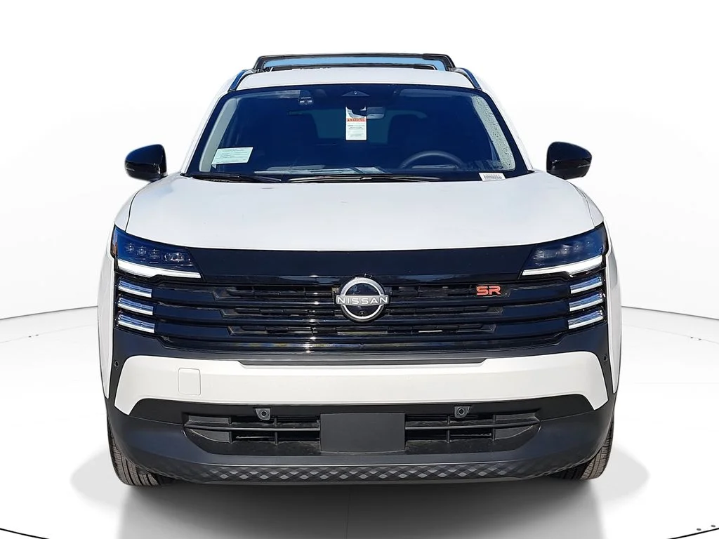 New 2026 White Nissan SR image 3